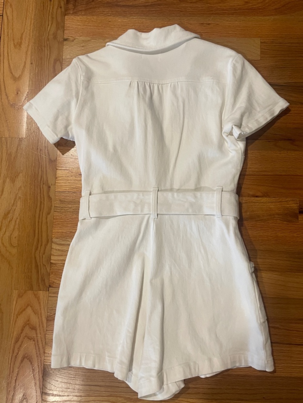 Mumu White Short Sleeve Belted denim stretch Romper - Picture 4 of 7